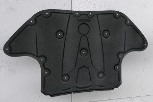 MERCEDES S-CLASS W222 2014-2020 WYGŁUSZENIE ŚRODKOWE MASKI A2226820026