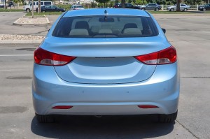 HYUNDAI ELANTRA V MD 2010-2013 PRZED FACELIFTINGIEM KOMPLETNY ZDERZAK TYLNY Z PDC 866103X710