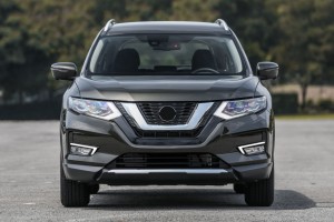 NISSAN X-TRAIL III T32 2017-2021 PO FACELIFTINGU ŚWIATŁA DO JAZDY DZIENNEJ LED Z KIERUNKOWSKAZEM