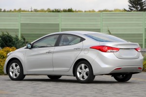 HYUNDAI ELANTRA V MD 2010-2013 PRZED FACELIFTINGIEM ODBLASK TYLNEGO ZDERZAKA PRAWY 924063X000