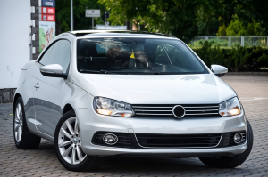 VOLKSWAGEN EOS 2011-2016 PO FACELIFTINGU LAMPA PRZECIWMGIELNA PRZEDNIA LEWA 5K0941699G