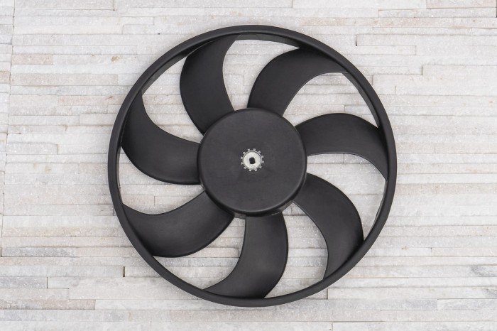 FORD FUSION MK2 II 2012-2018 WIATRAK WENTYLATORA CHŁODNICY BEZ OBUDOWY I SILNIKA DG938C607GC