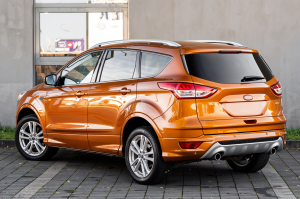 FORD ESCAPE MK3 III 2013-2016 PRZED FACELIFTINGIEM ZDERZAK TYLNY Z PDC CV4417K835AA