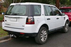 LAND ROVER FREELANDER 2 L359 2006-2015 KAMERA COFANIA FULL HD DYNAMICZNE LINIE ZINTEGROWANA Z KLAMKĄ KLAPY TYLNEJ