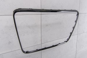AUDI Q7 4L 2005-2015 CZARNA RAMKA GRILLA 4L0853651B