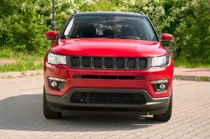 JEEP COMPASS II MP 2017-2020 PRZED LIFTINGIEM ZDERZAK PRZEDNI GÓRNY BEZ PDC 68351154AA