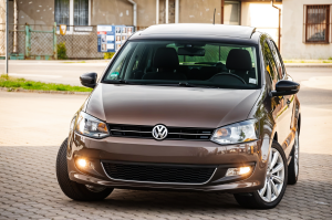 VOLKSWAGEN POLO MK5 V 6R 2009-2014 PRZED FACELIFTINGIEM PODŁOKIETNIK