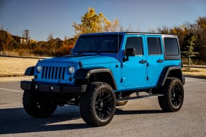 JEEP WRANGLER JK 4D STOPNIE BOCZNE PROGI ELEKTRYCZNE