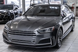 AUDI A5 8W6 2017-2019 PRZED FACELIFTINGIEM RAMKA GRILLA CHROMOWANA 8W6853651R