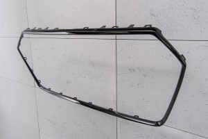 AUDI A5 8W6 2017-2019 PRZED FACELIFTINGIEM RAMKA GRILLA CZARNA 8W6853651R