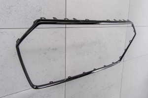 AUDI A5 8W6 2017-2019 PRZED FACELIFTINGIEM RAMKA GRILLA CZARNA 8W6853651R