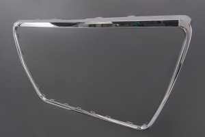 AUDI A3 / S3 8P 2008-2013 PO FACELIFTINGU RAMKA GRILLA CHROMOWANA 8P0853651M
