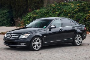 MERCEDES C-CLASS W204 2007-2011 SEDAN PRZED FACELIFTINGIEM CHLAPACZE