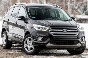 FORD ESCAPE MK3 III 2016-2019 PO FACELIFTINGU LAMPA PRZECIWMGIELNA PRZEDNIA PRAWA Z KIERUNKOWSKAZEM GV4413B220