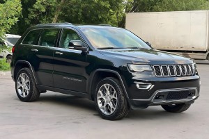 JEEP GRAND CHEROKEE IV WK2 2017-2021 PO DRUGIM FACELIFTINGU LISTWA PRZEDNIEGO BŁOTNIKA LEWA STRUKTURA 5XT69RXFAC
