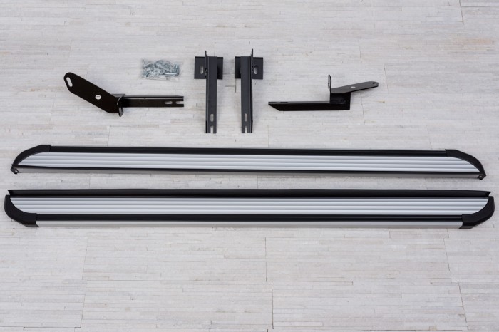 HYUNDAI SANTA FE II CM 2006-2012 STOPNIE BOCZNE PROGI SAMOCHODOWE