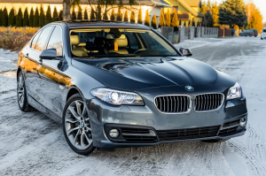 BMW SERIA 5 F10 2010-2017 ZAŚLEPKA SPRYSKWACZA REFLEKTORA PRAWA 51117246870