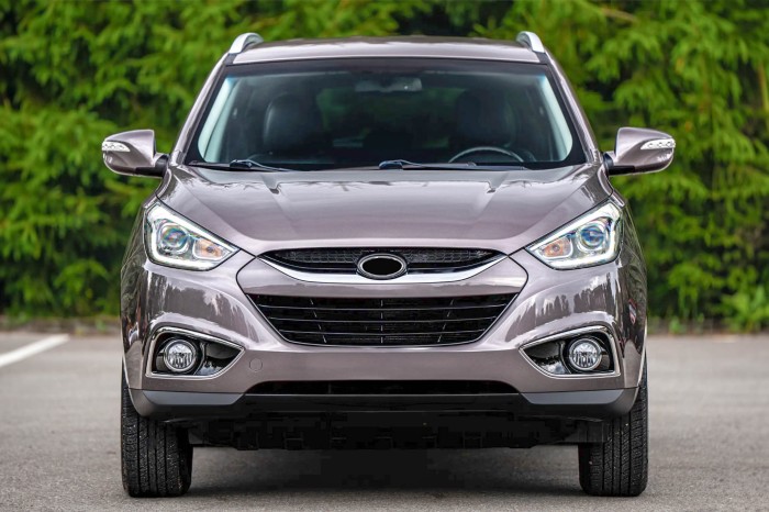 HYUNDAI ix35 LM 2010-2015 KOMPLETNY ZDERZAK PRZEDNI Z GRILLEM I LAMPAMI PRZECIWMGIELNYMI 865112Y000