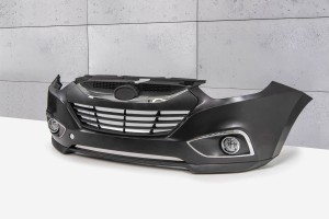 HYUNDAI ix35 LM 2010-2015 KOMPLETNY ZDERZAK PRZEDNI Z GRILLEM I LAMPAMI PRZECIWMGIELNYMI 865112Y000