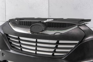 HYUNDAI ix35 LM 2010-2015 KOMPLETNY ZDERZAK PRZEDNI Z GRILLEM I LAMPAMI PRZECIWMGIELNYMI 865112Y000