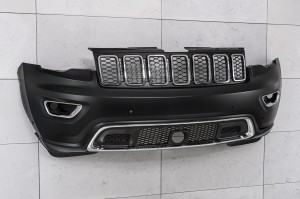 JEEP GRAND CHEROKEE IV WK2 2017-2021 PO DRUGIM FACELIFTINGU KOMPLETNY ZDERZAK PRZEDNI GÓRNY Z PDC BEZ SPRYSKIWACZY Z GRILLEM 68333498AA