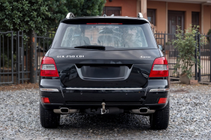 MERCEDES GLK X204 2008-2012 PRZED FACELIFTINGIEM CHROMOWANA LISTWA TYLNEGO ZDERZAKA LEWA A2048851921