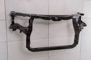 JEEP GRAND CHEROKEE IV WK2 2014-2021 PO FACELIFTINGU KOMPLETNY PAS PRZEDNI Z OKULARAMI 5156113AA