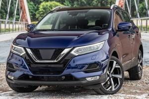 NISSAN QASHQAI II J11 2017-2021 PO LIFTINGU ZAŚLEPKA KRATKA PRZEDNIEGO ZDERZAKA LEWA 62255HV20A