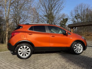 OPEL MOKKA A J13 2012-2016 PRZED FACELIFTINGIEM LISTWA PRZEDNIEGO BŁOTNIKA PRAWA 95275449