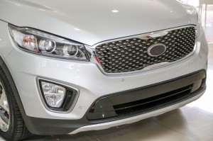 KIA SORENTO III UM 2014-2017 PRZED LIFTINGIEM HALOGEN LAMPA PRZECIWMGIELNA PRAWA 92202C5110
