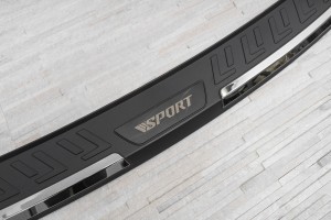 HONDA CR-V IV 2015-2018 PO LIFTINGU OCHRONNA LISTWA TYLNEGO ZDERZAKA ABS