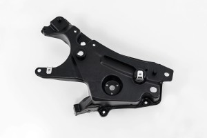 VOLVO S90 2016+ MOCOWANIE PRZEDNIEGO BŁOTNIKA ŚLIZG LEWY 31447897