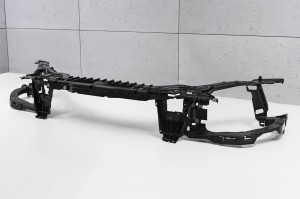 VOLVO V60 I 2013-2018 PO FACELIFTINGU PAS PRZEDNI 31365481