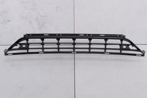 VOLVO XC60 I 2013-2017 PO FACELIFTINGU KRATKA PRZEDNIEGO ZDERZAKA Z PDC 31323775