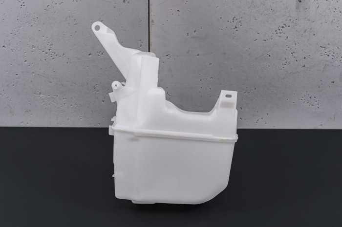 VOLVO V60 I 2013-2018 PO FACELIFTINGU ZBIORNIK PŁYNU SPRYSKIWACZA 31416283