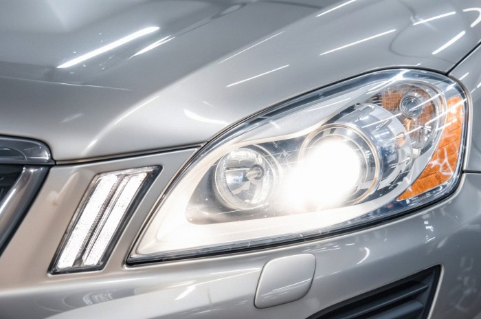 VOLVO XC60 I 2008-2013 PRZED FACELIFTINGIEM LAMPA POZYCYJNA LED PRZEDNIA LEWA 31290873
