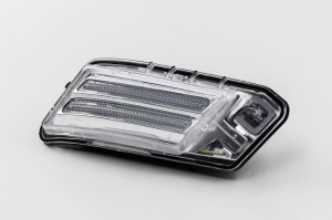 VOLVO XC60 I 2008-2013 PRZED FACELIFTINGIEM LAMPA POZYCYJNA LED PRZEDNIA PRAWA 31290874