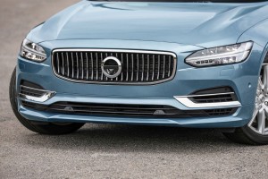 VOLVO S90 2016-2020 PRZED FACELIFTINGIEM LEWA ZAŚLEPKA KRATKA PRZEDNIEGO ZDERZAKA 31383513