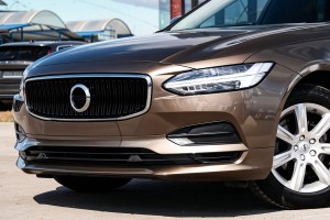 VOLVO V90 2016-2020 PRZED FACELIFTINGIEM LEWA ZAŚLEPKA KRATKA PRZEDNIEGO ZDERZAKA 31383513