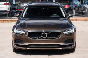 VOLVO V90 2016+ ZAŚLEPKA PRZEDNIEGO ZDERZAKA HAKA HOLOWNICZEGO 39839818