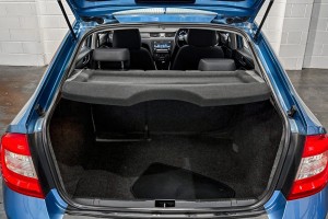 SKODA RAPID I 2012-2019 PÓŁKA BAGAŻNIKA 5JA867769C