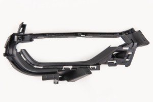 VOLVO S90 2016+ MOCOWANIE RAMKA LAMPY PRZECIWMGIELNEJ PRAWA 31383905