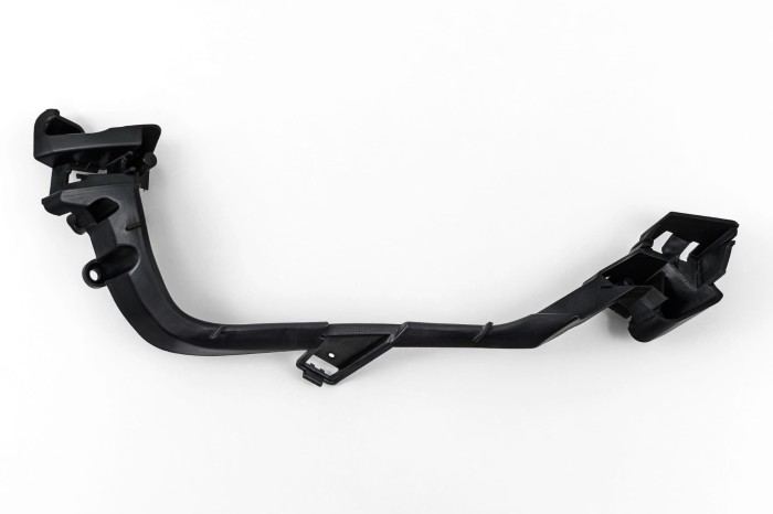 VOLVO XC90 II 2014-2019 PRZED FACELIFTINGIEM MOCOWANIE PRZEDNIEJ LAMPY PRZECIWMGIELNEJ PRAWE 31383680