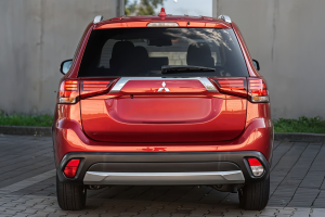 MITSUBISHI OUTLANDER III GF 2015-2021 PO FACELIFTINGU LAMPA TYLNA KAROSERYJNA LEWA 8330A997