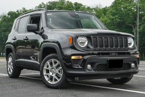 JEEP RENEGADE I BU 2018+ ZAŚLEPKA PRZEDNIEGO ZDERZAKA HAKA HOLOWNICZEGO 6VM75LXHAA