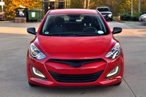 HYUNDAI i30 II GD 2011-2017 RAMKA HALOGENU KRATKA ZDERZAKA CZARNA PRAWA 86564A5030