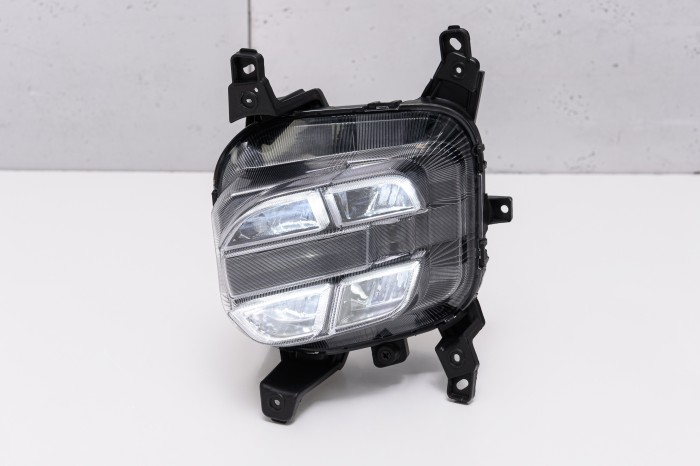 KIA SPORTAGE IV QL 2018-2021 PO FACELIFTINGU LAMPA PRZECIWMGIELNA DRL PRZEDNIA LEWA 92201F1600