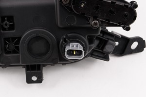 KIA SPORTAGE IV QL 2018-2021 PO FACELIFTINGU LAMPA PRZECIWMGIELNA DRL PRZEDNIA LEWA 92201F1600