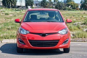 HYUNDAI i20 I PB  2012-2014 PO FACELIFTINGU KRATKA PRZEDNIEGO ZDERZAKA LEWA 865231J500 / 865271J500