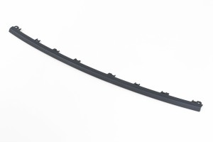 VOLKSWAGEN TOUAREG II 7P 2014-2018 PO FACELIFTINGU LISTWA SPOILER PRZEDNIEGO ZDERZAKA 7P6807725